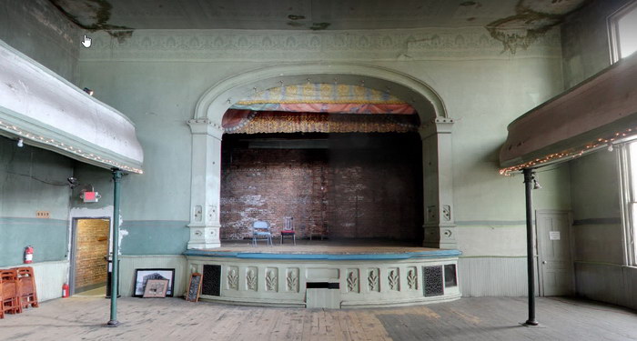 Howell Opera House - Recent Photos From The Web (newer photo)